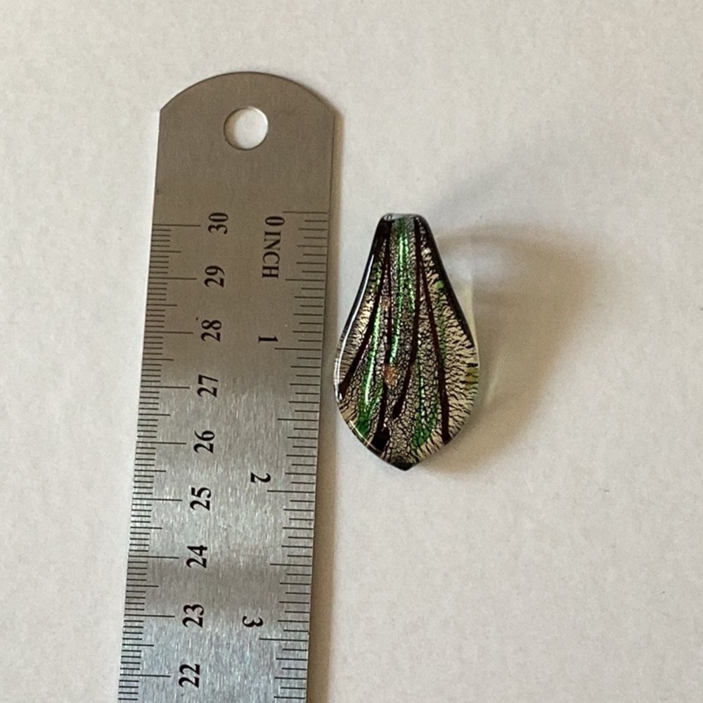 Colorful Glass Pendants - Picture 8 of 10